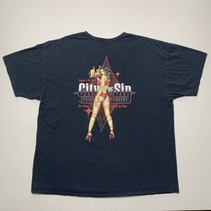 Vintage 2000s City of Sin Las Vegas Sexy Bar Casino Vintage TShirt Mens Size XL